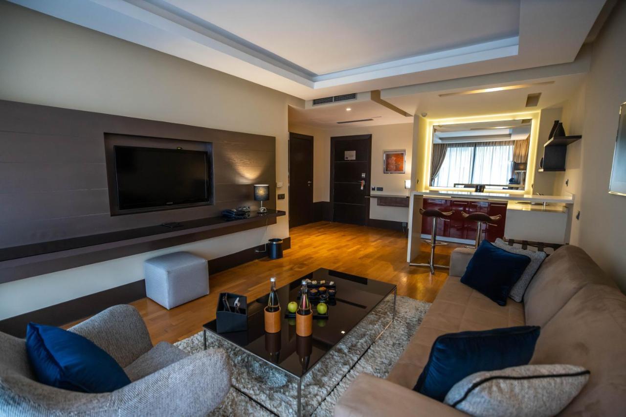 Gray Boutique Hotel Casablanca Zewnętrze zdjęcie A suite at the hotel